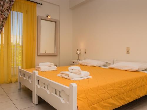 LUXURY ROOMS UP TO 2 PERSONS
